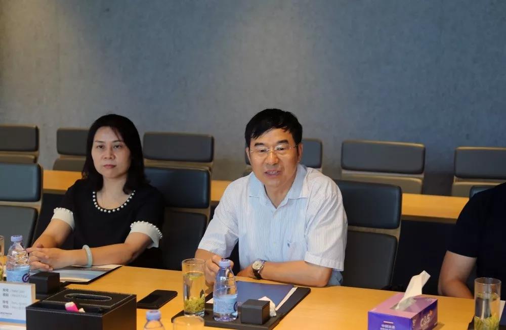 密切企业联系•助推企业发展 ‖ 盐田区政协主席武威调研海格物流 密切企业联系•助推企业发展 ‖ 盐田区政协主席武威调研海格物流