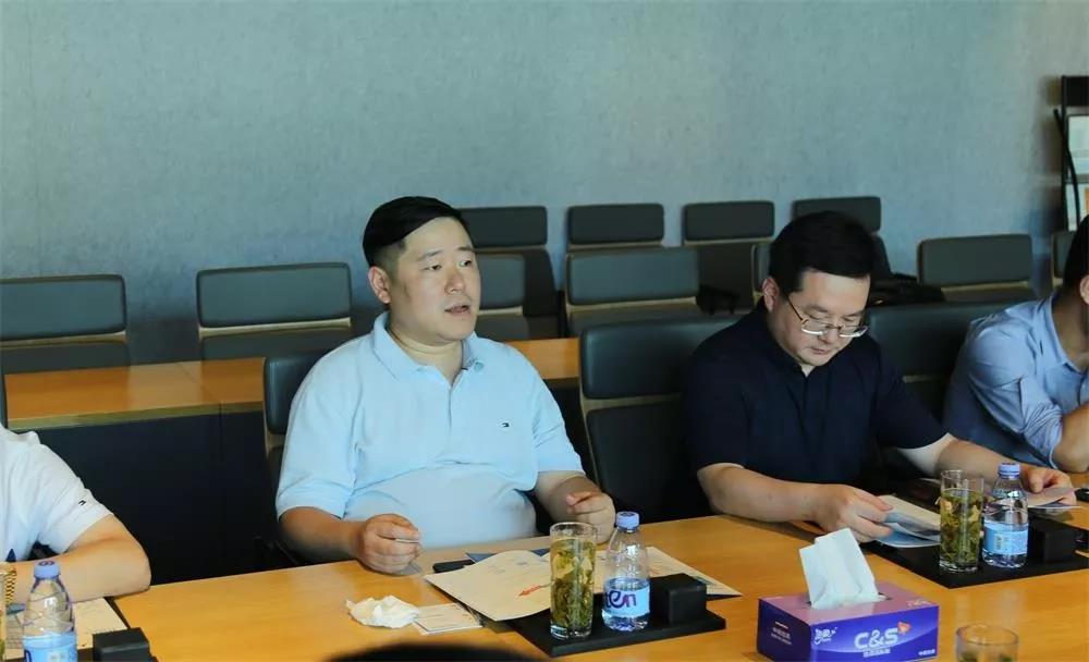 【促机遇 享参访 乐交流】南昌综保区、玉溪市商务局领导参访海格物流 共话物流供应链合作方向 【促机遇 享参访 乐交流】南昌综保区、玉溪市商务局领导参访海格物流 共话物流供应链合作方向