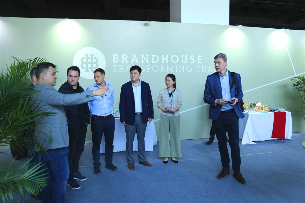 【携手前行】 BrandHouse南美合作伙伴Beliv到访 海格赋能•共促贸易发展 【携手前行】 BrandHouse南美合作伙伴Beliv到访 海格赋能•共促贸易发展