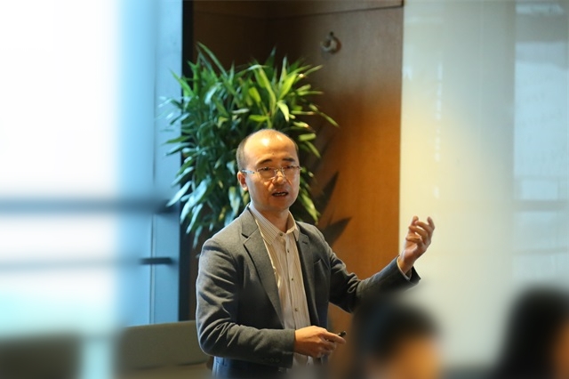 【热点】溧阳市委书记蒋峰参访海格 进行友好交流 【热点】溧阳市委书记蒋峰参访海格 进行友好交流