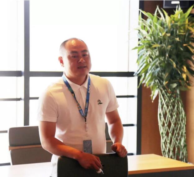 深圳市工信局领导走进海格:推动上下游产业对接 促进企业间合作多赢 深圳市工信局领导走进海格:推动上下游产业对接 促进企业间合作多赢