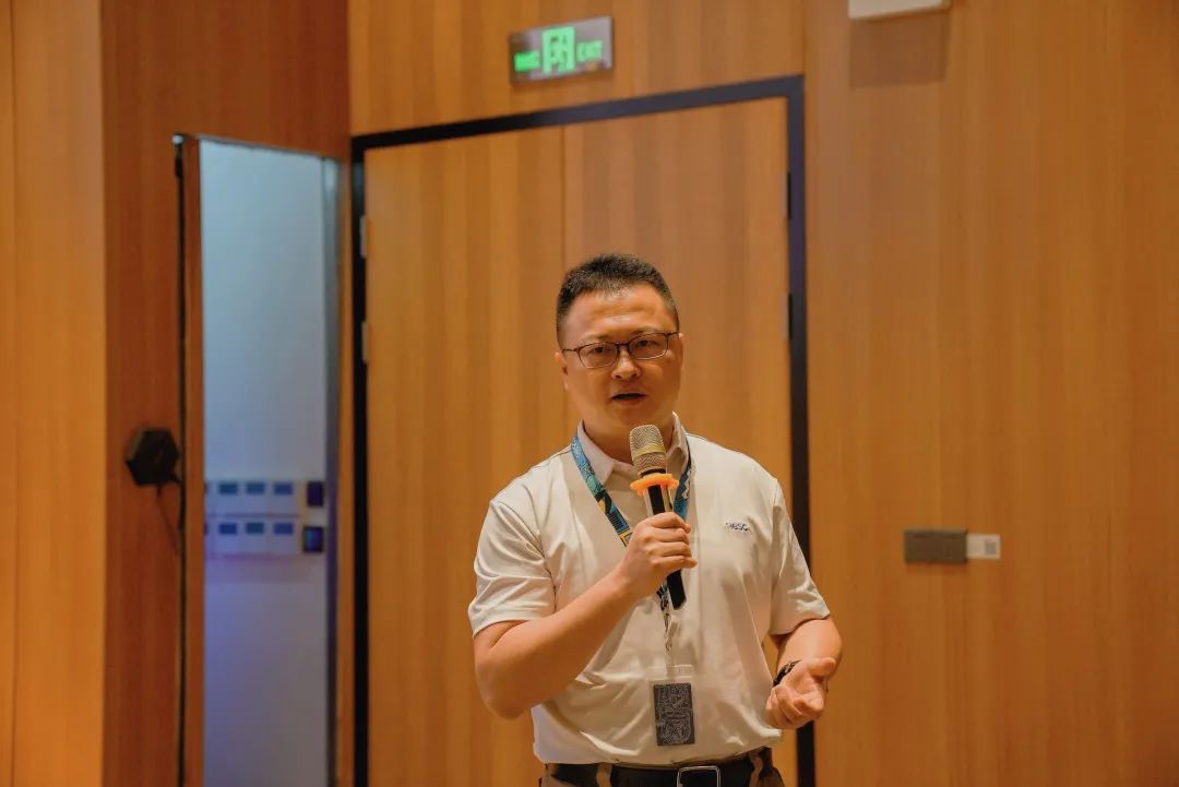 海格大商务体系半年度总结会议 海格大商务体系半年度总结会议