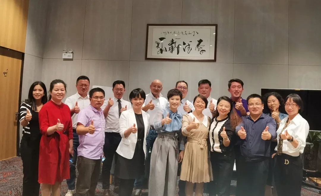 盐田国际商务部领导及深跨协物流秘书长走访海格物流 盐田国际商务部领导及深跨协物流秘书长走访海格物流