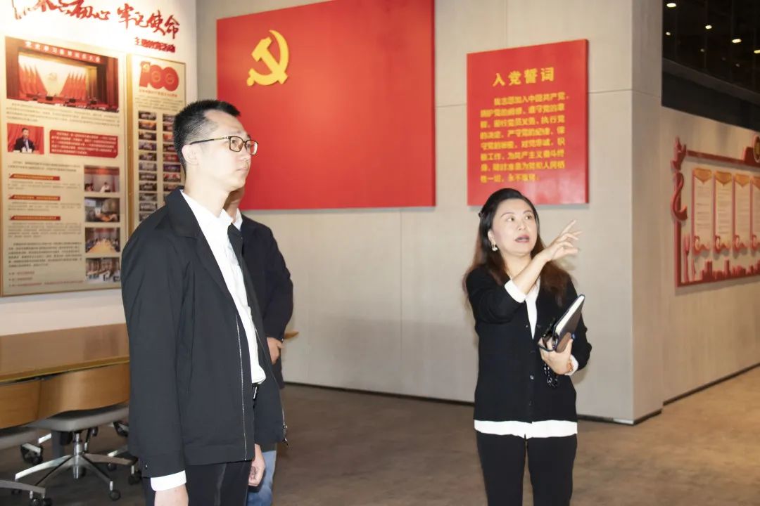 钦州市投资促进局副局长一行来海格物流走访调研 钦州市投资促进局副局长一行来海格物流走访调研