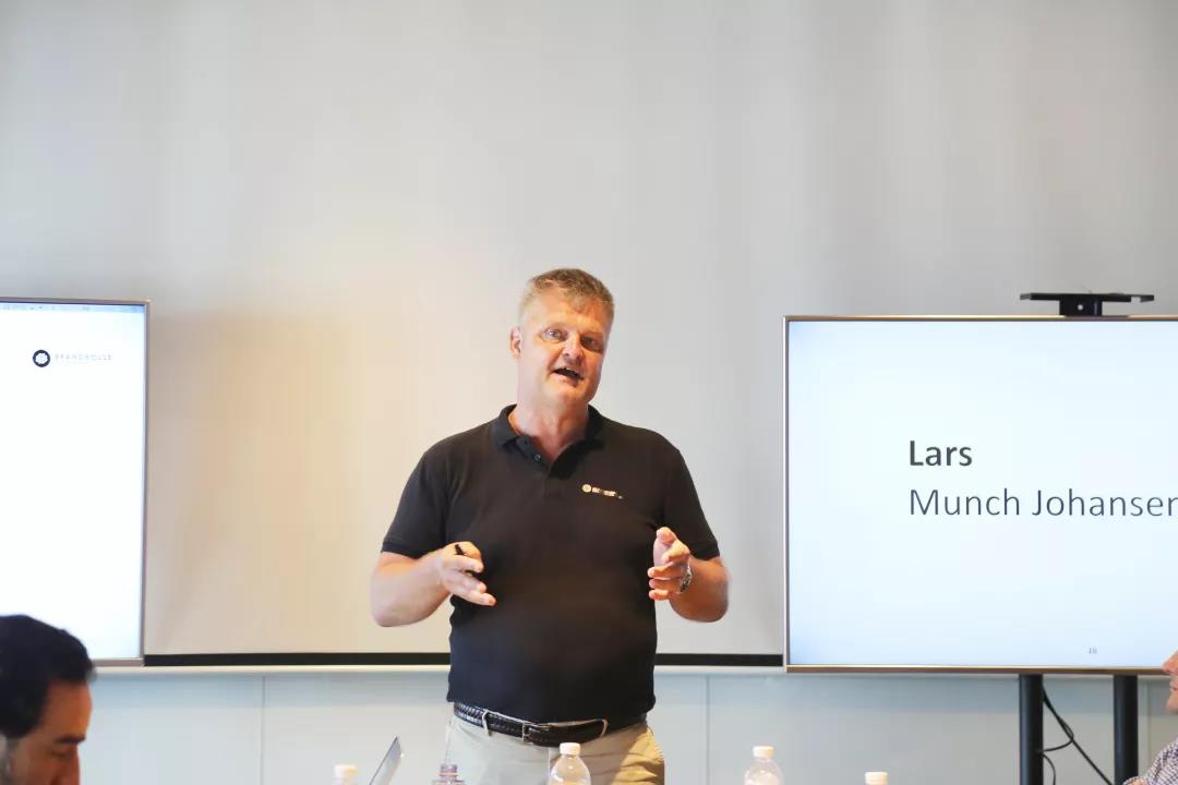 拉丁美洲及欧洲商务代表团到访海格云链,共促中国进口贸易发展 拉丁美洲及欧洲商务代表团到访海格云链,共促中国进口贸易发展