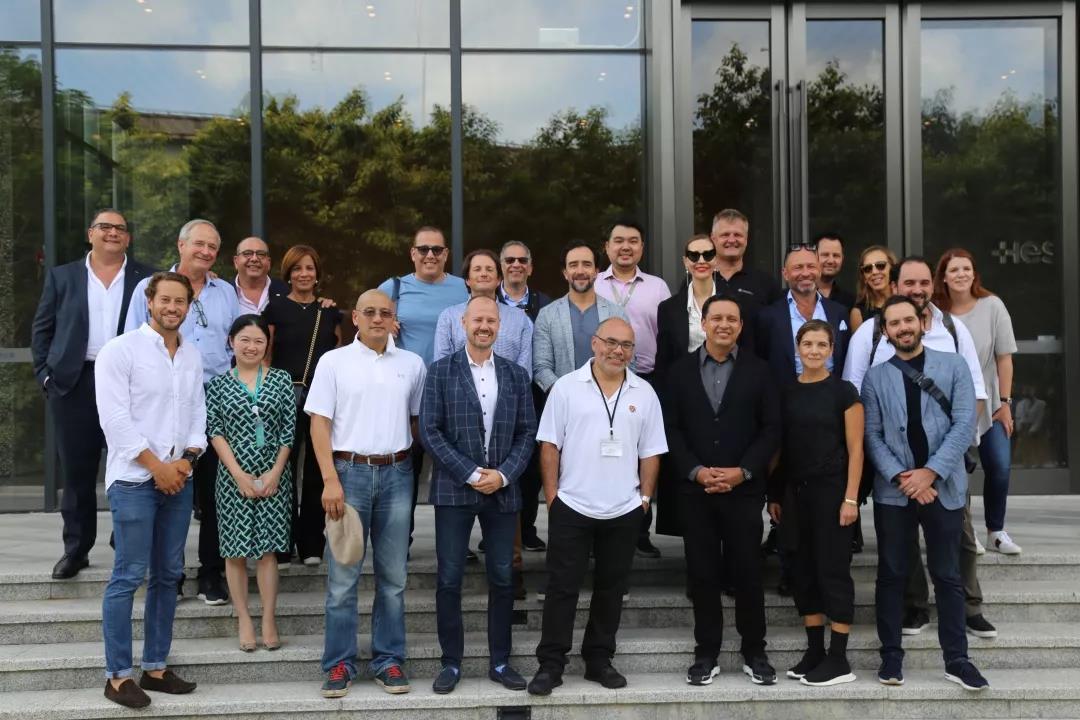 拉丁美洲及欧洲商务代表团到访海格云链,共促中国进口贸易发展 拉丁美洲及欧洲商务代表团到访海格云链,共促中国进口贸易发展