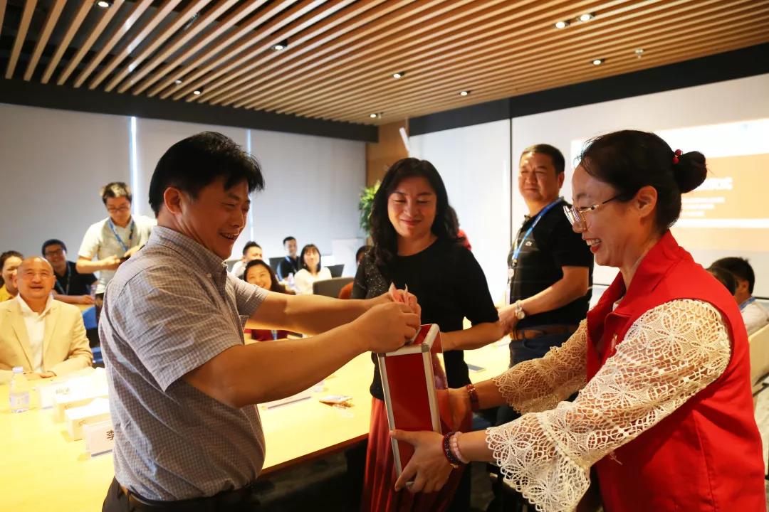 积小善为大善,善莫大焉‖海格互助基金会正式成立! 积小善为大善,善莫大焉‖海格互助基金会正式成立!