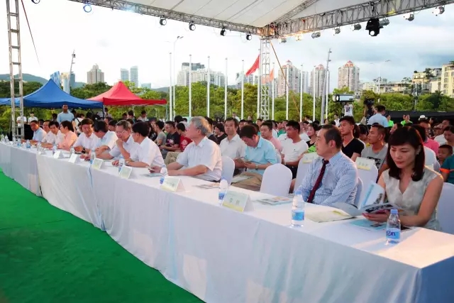 海格物流亮相国家质检总局主题日 “进口食品安全社区行”活动 海格物流亮相国家质检总局主题日 “进口食品安全社区行”活动