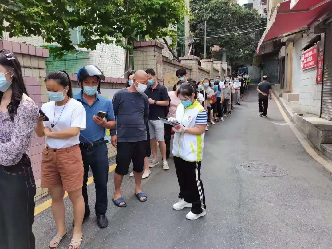 闻令而动,冲锋在前,海格志愿者在行动! 闻令而动,冲锋在前,海格志愿者在行动!