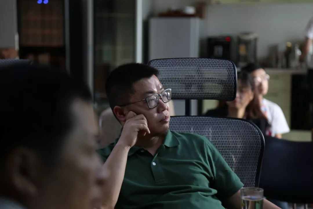 宁波跨境电商协会企业一行来访海格物流 宁波跨境电商协会企业一行来访海格物流