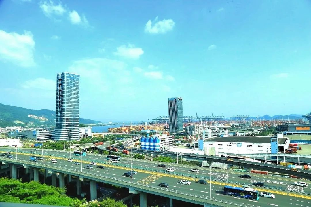 生如夏花,不负韶华,所有的美好都将如约而至! 生如夏花,不负韶华,所有的美好都将如约而至!