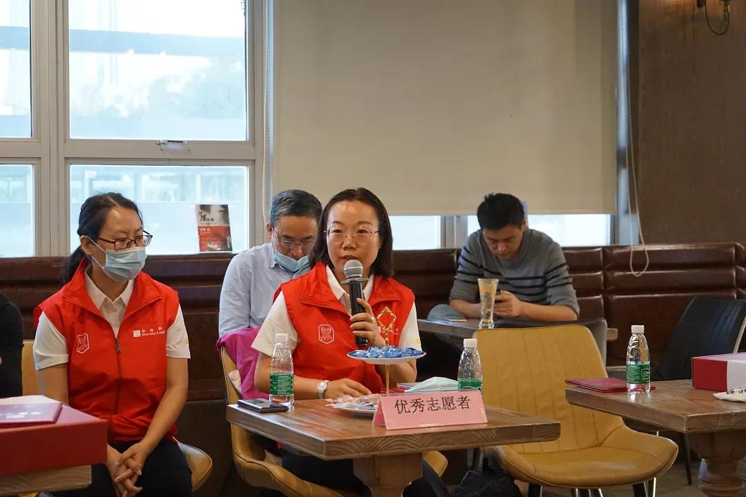 恭喜!海格物流义工队被评为“优秀志愿者(集体) 恭喜!海格物流义工队被评为“优秀志愿者(集体)