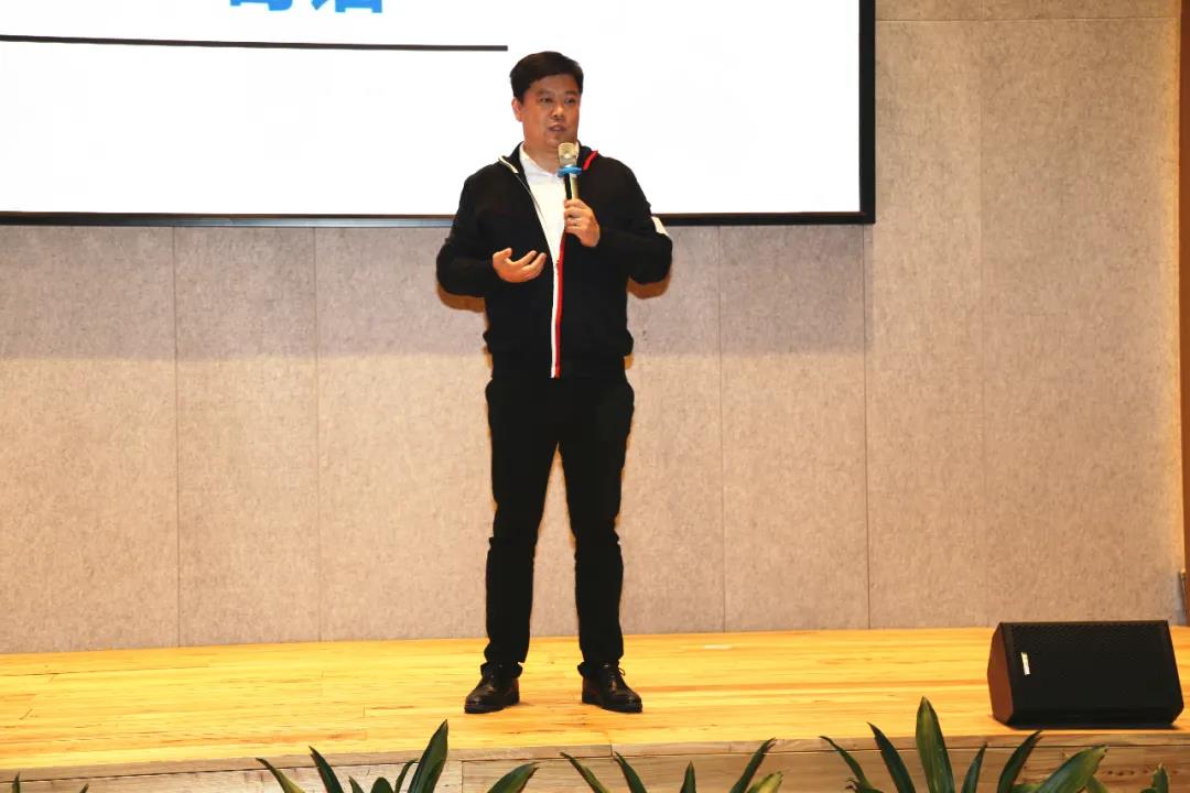 来看看海格商务人的年度盛会 来看看海格商务人的年度盛会