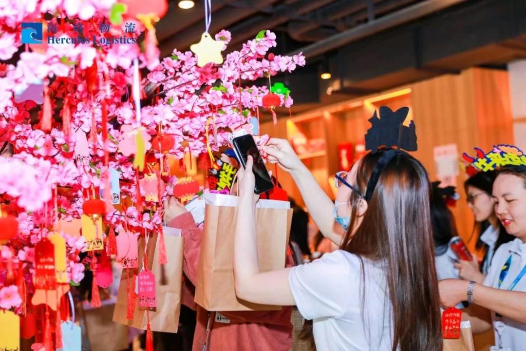 繁花•似锦|海格20周年庆典圆满成功 繁花•似锦|海格20周年庆典圆满成功